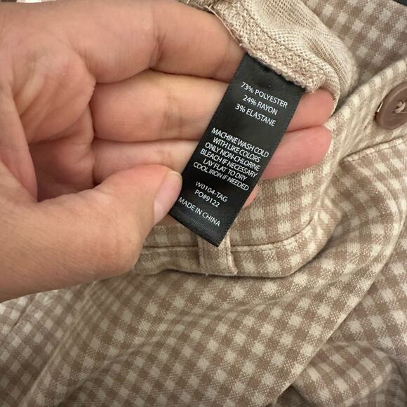 Betabrand Dress Pant Yoga Pants Straight-Leg Classic Taupe
Gingham Size Medium - Picture 9 of 9